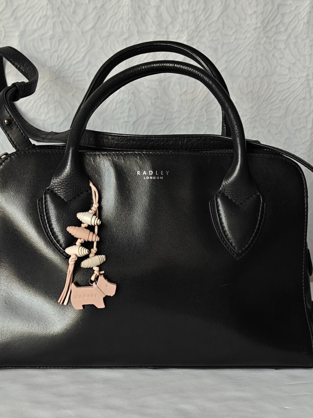 RADLEY London Aldgate Grab Bag Black Smooth Leather Dog Charm